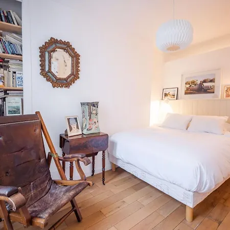 Apartment Republique Marais Charm